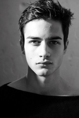 Jo RUD